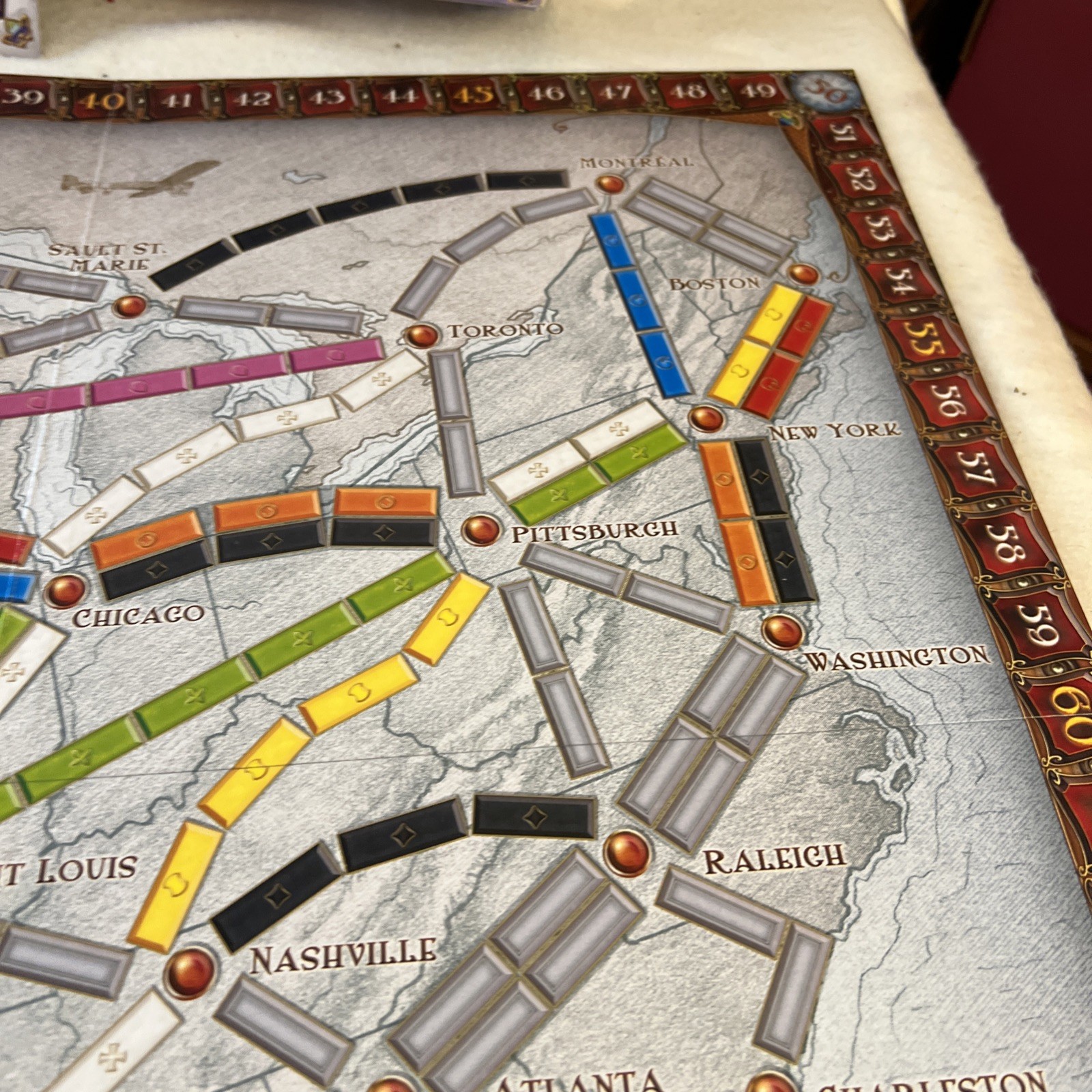 Days of Wonder Dow Ticket to Ride Complete All Pieces Included