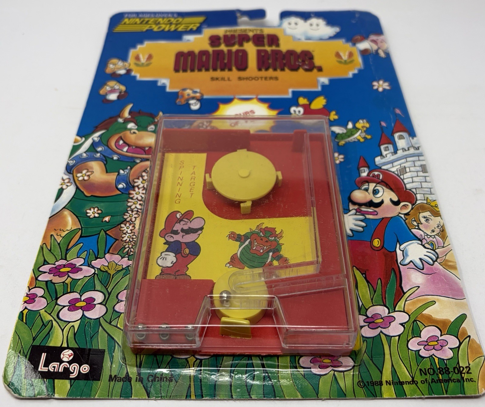 Nintendo Power 1988 Super Mario Bros. Skill Shooter Spinning Target Vintage Game