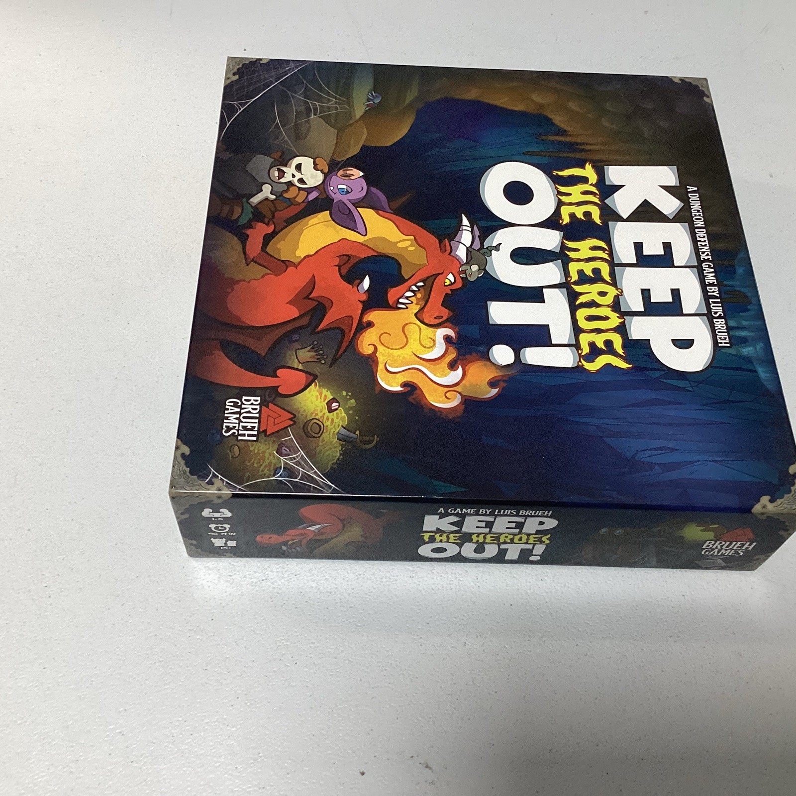 Brueh Games KEEP THE HEROES OUT! BOARD GAME LOT jm126269