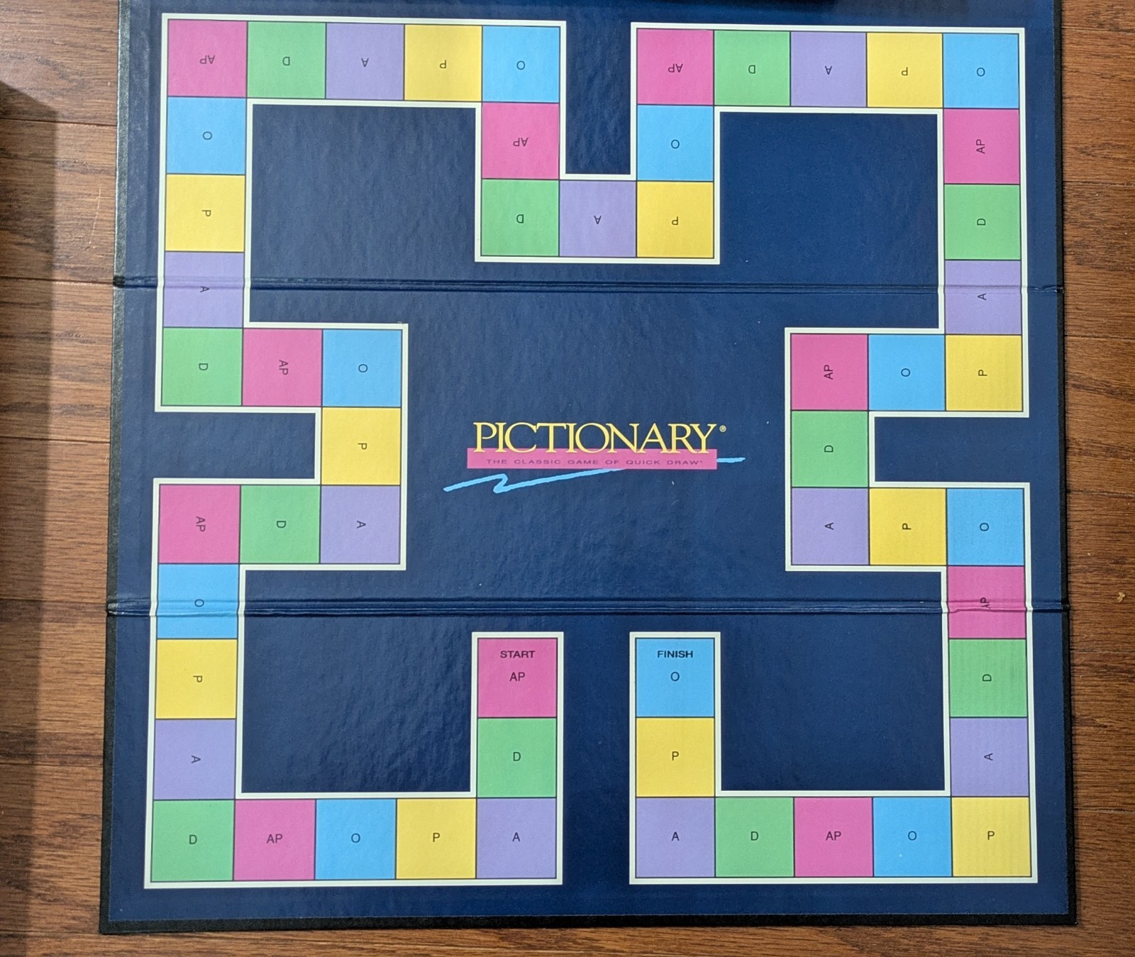 Pictionary Updated For The 90’s Classic Board Game from 1993 COMPLETE