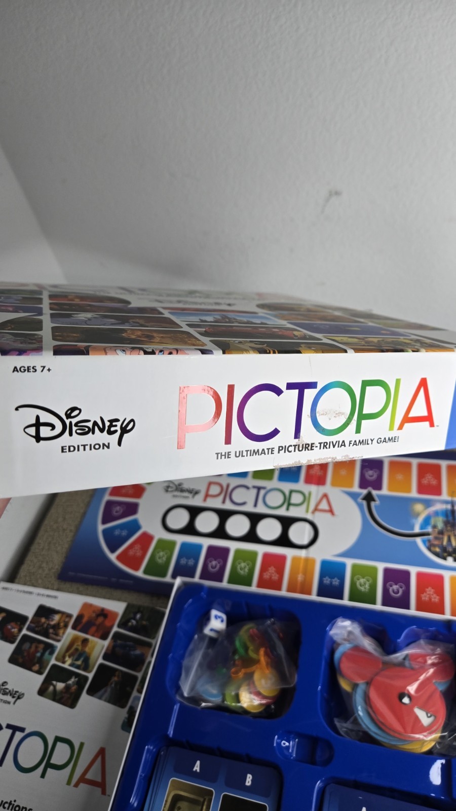 Ravensberger Pictopia Disney Edition The Ultimate Picture Trivia Family Game