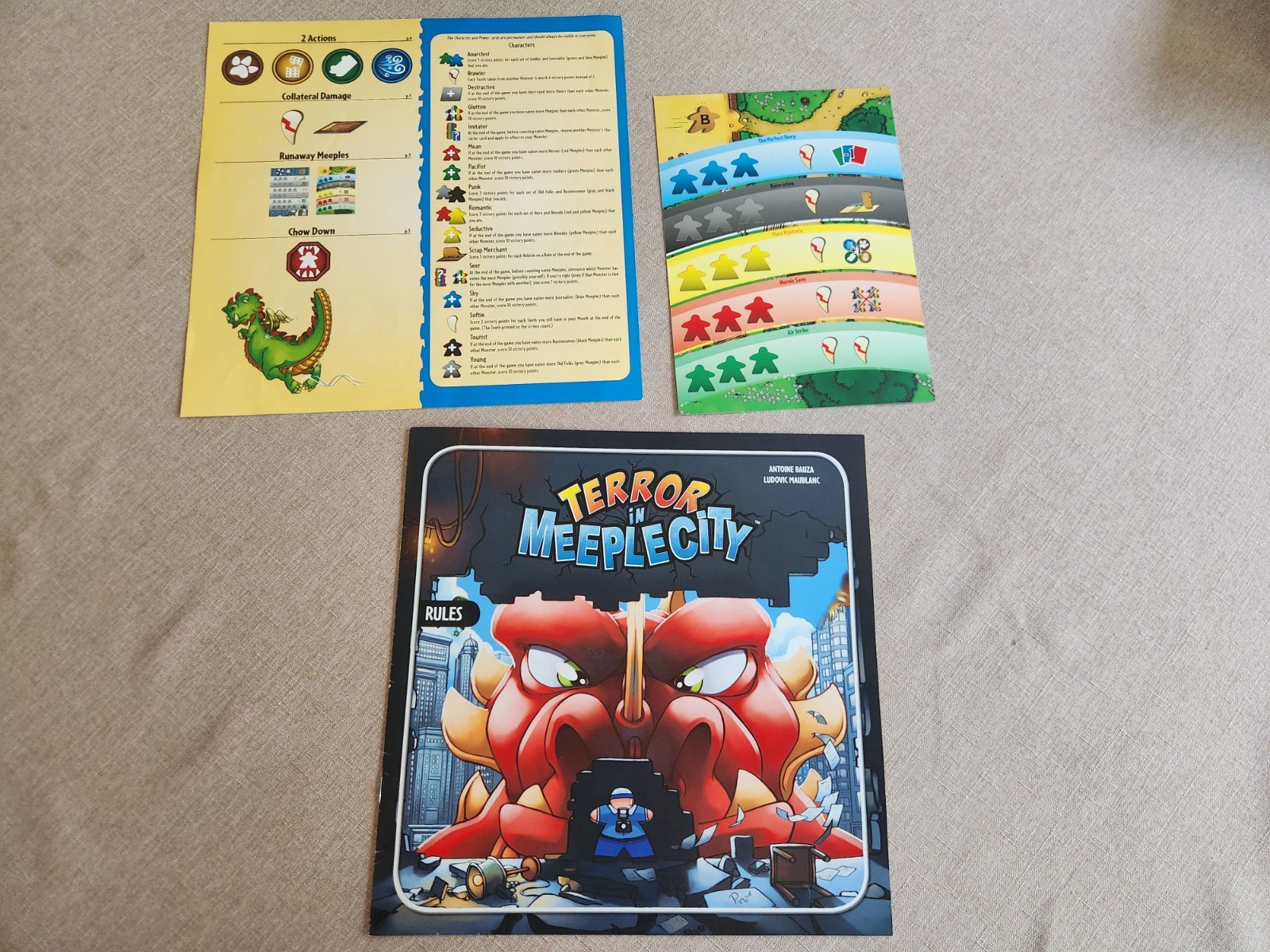 Terror in Meeple City (Rampage) Dexterity Board Game Repos 2013 RARE