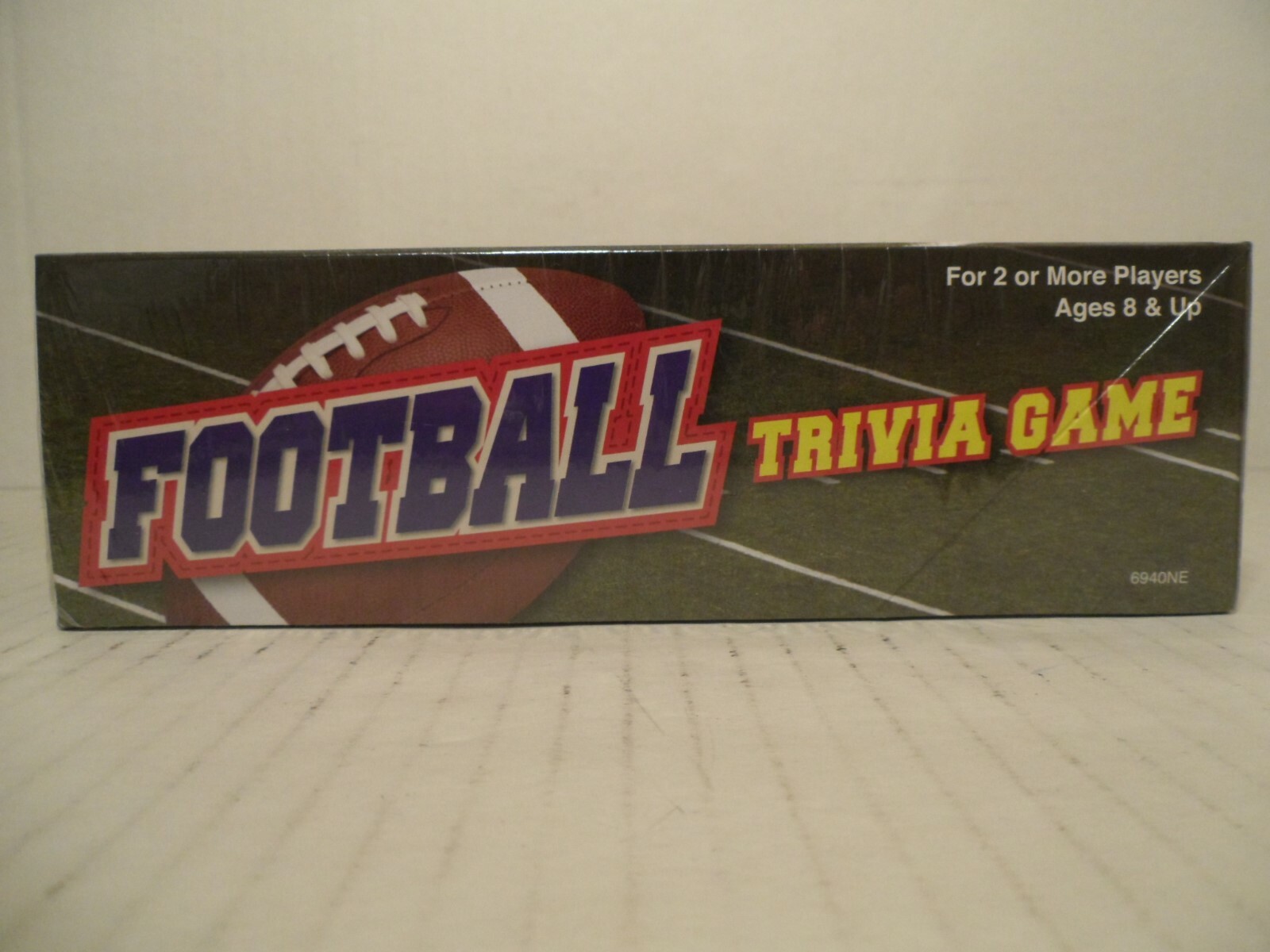 FOOTBALL TRIVIA GAME Ages 8 & Up, For 2 Or More Players NFL Sports Teams NEW!