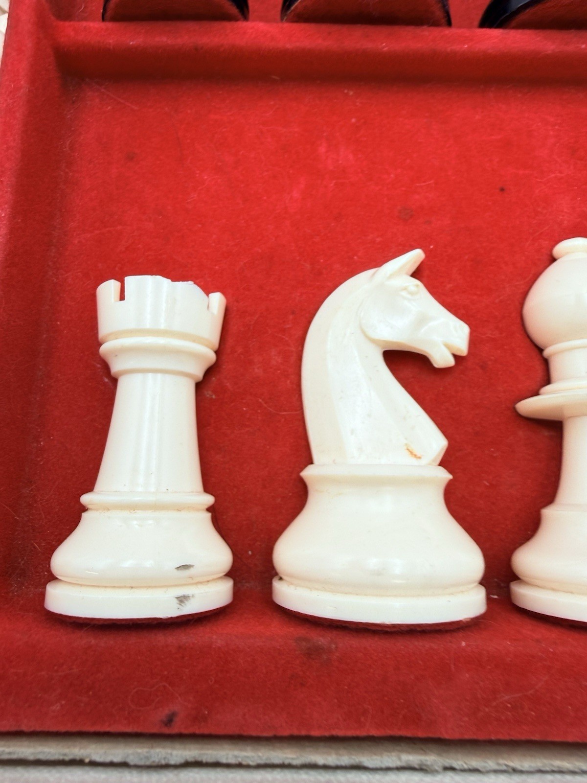 Vtg Deluxe Chess Set 1968 Selchow & Righter Complete In Box SelRight Felt Bottom