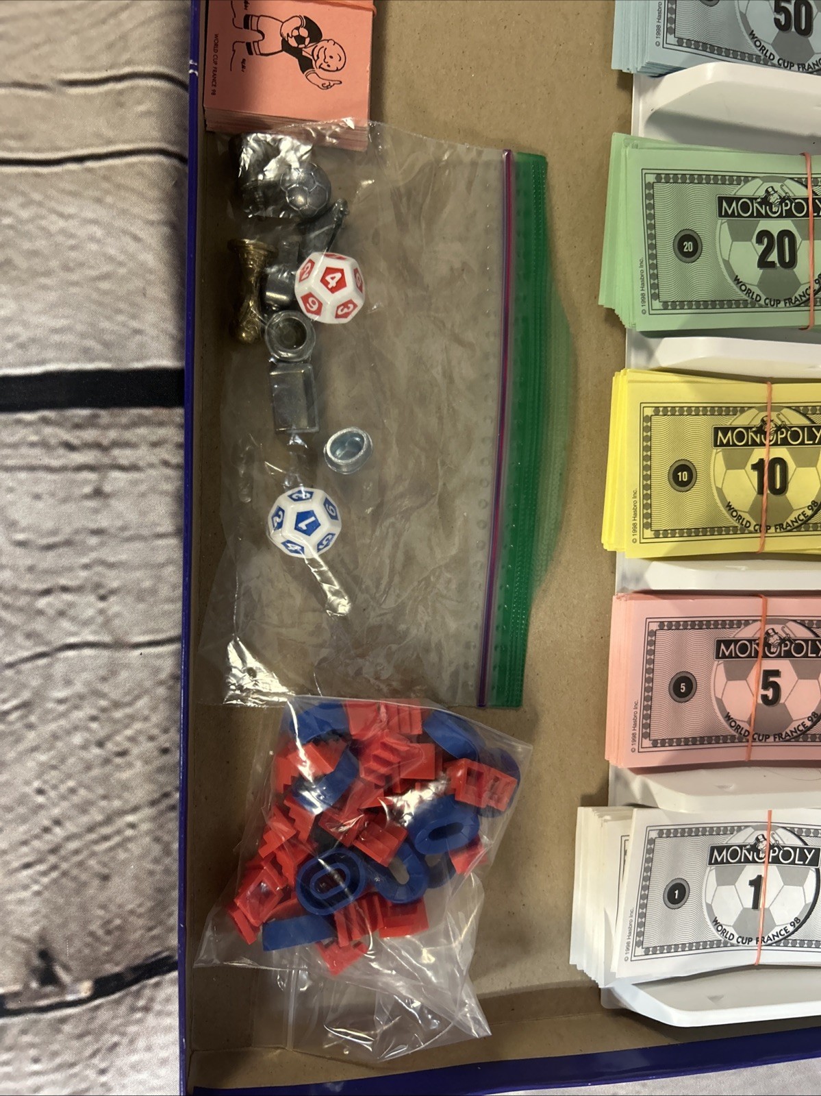 Monopoly World Cup France 98 Edition – Complete Pieces, No Instructions