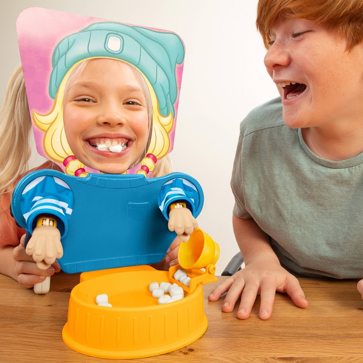 PlayMonster Marshmallow Madness Board Game