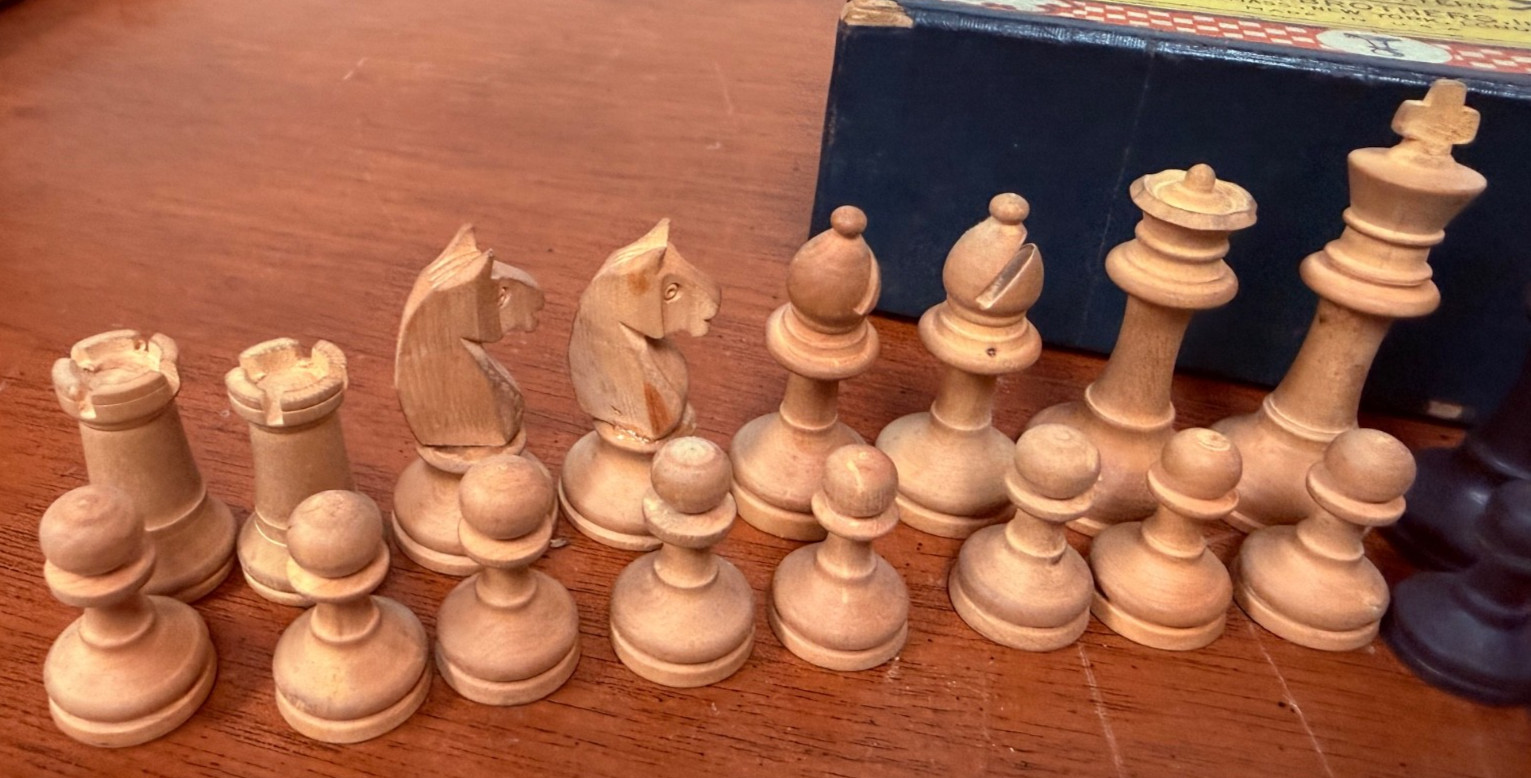 Vintage Wood Chess Set, Parker Brothers, Made in France, 2.25″ King