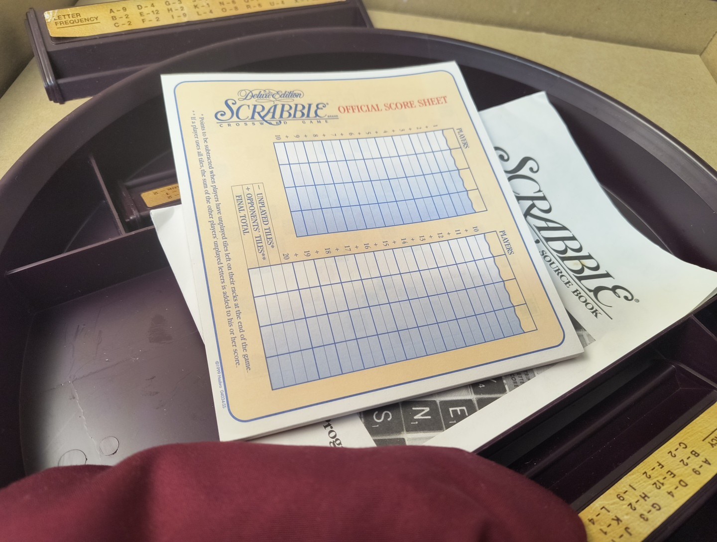 Milton Bradley 4034 Scrabble Deluxe Edition Board Game