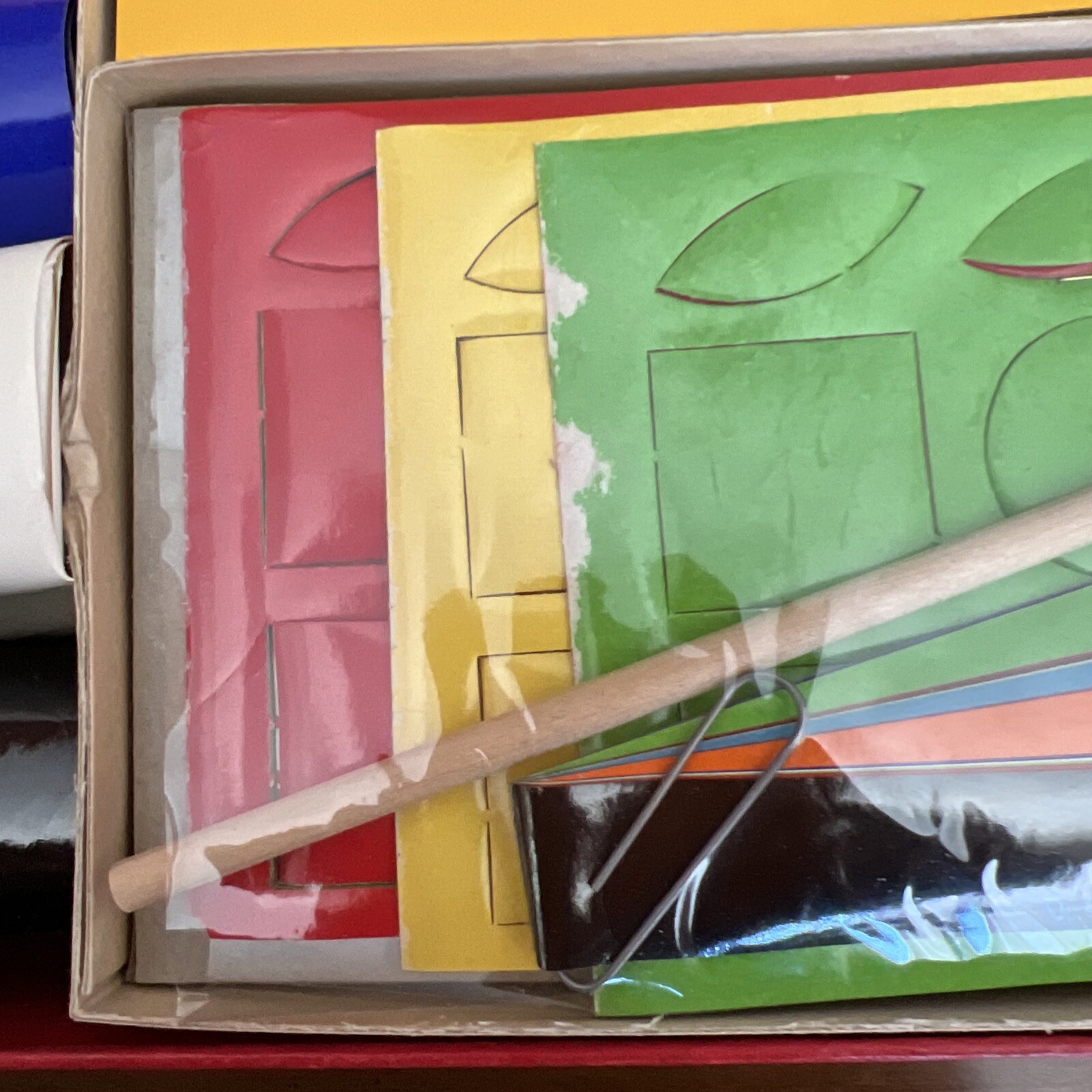 RARE Vintage 1940’s Davis “Colorful Papercraft” Craft Kit – New in Box!