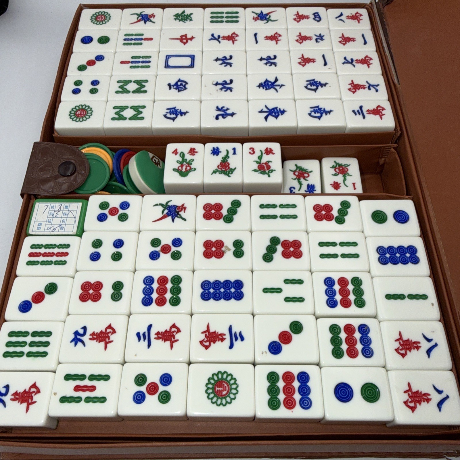 RARE!! 1960s 144 Hong Kong Stand-Alone Mahjong Set Green Backed Lucite Tiles