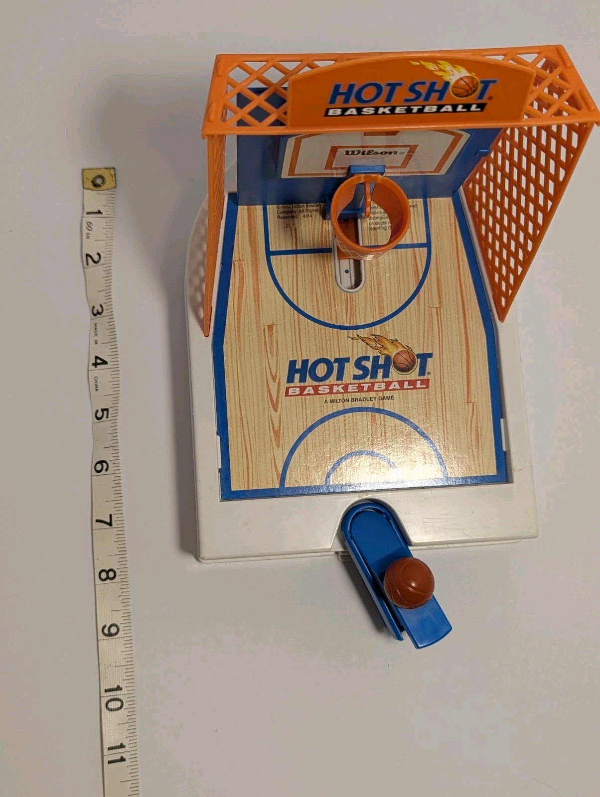 Vintage 1992 Milton Bradley Travel Hot Shot Basketball Game – Works!