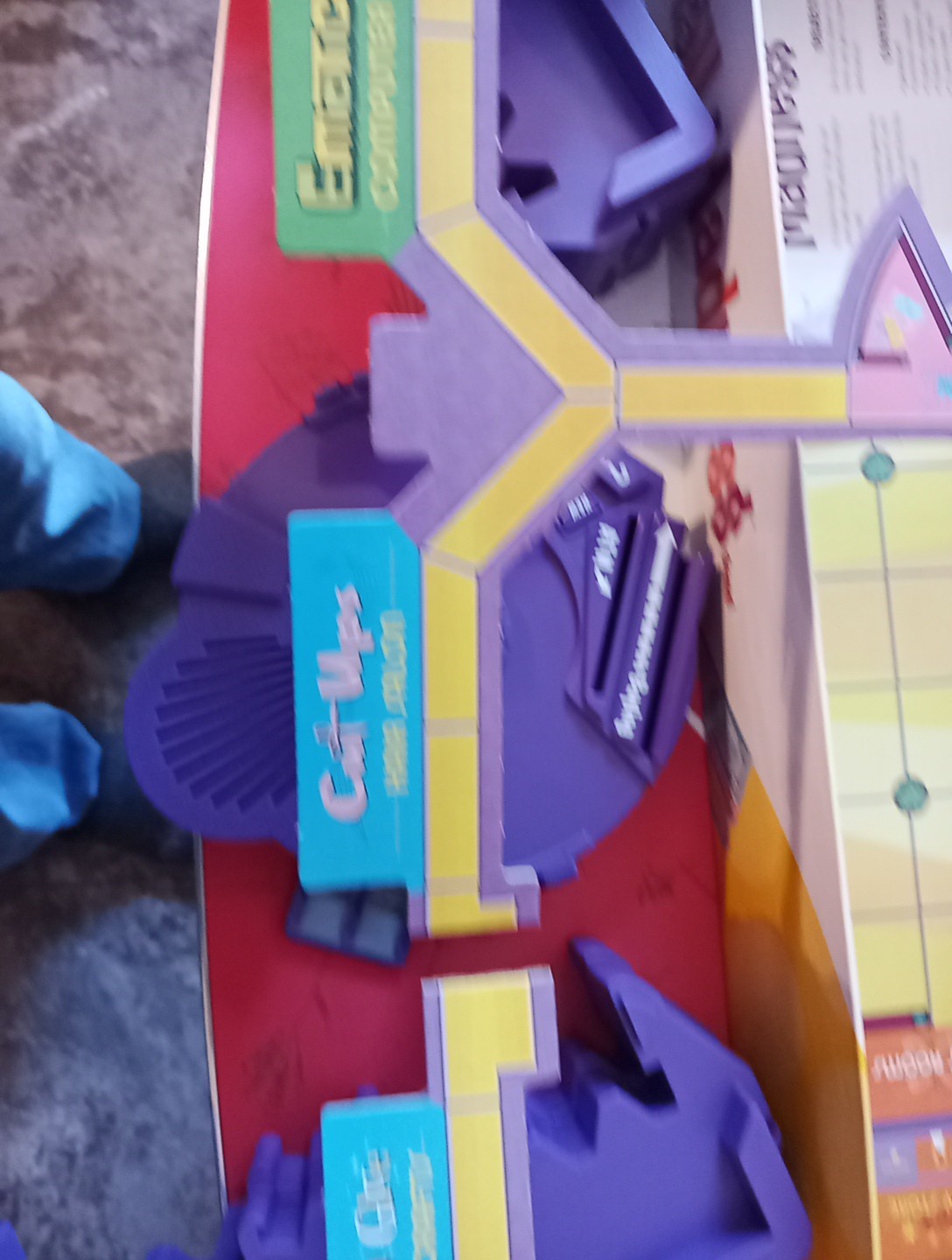 Milton Bradley Electronic Mall Madness 2004 Tested & Complete