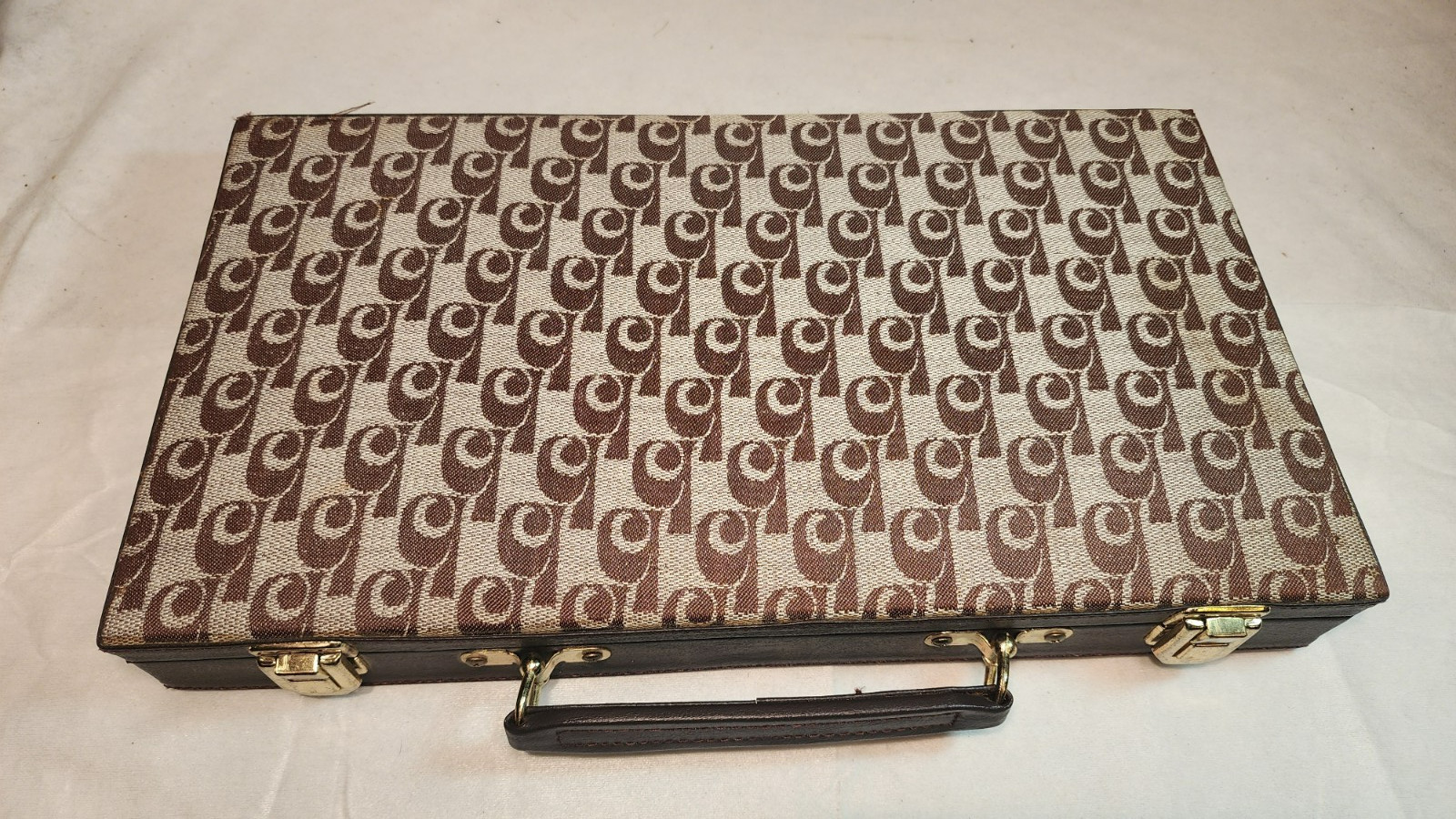 Vintage 1975 Rummy-Tyle tile game, Traditional Press, Hard case with handle