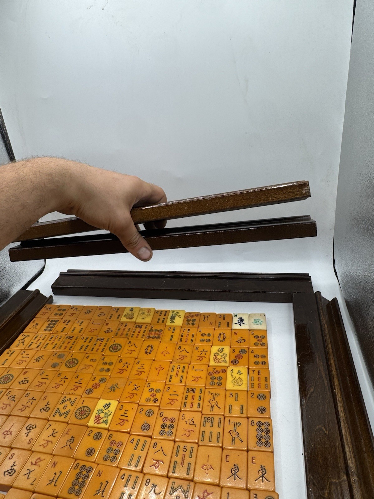 Art Deco Butterscotch Mahjong 143 Pcs