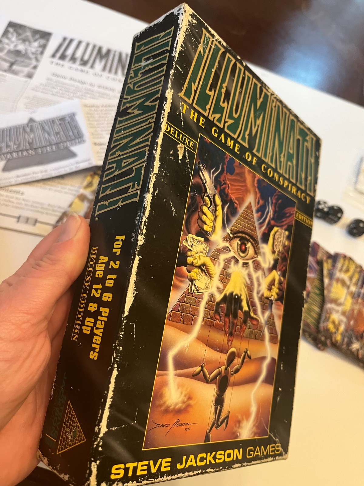 Illuminati Deluxe Edition Game 1999 plus Bavarian Fire Drill Expansion 2007