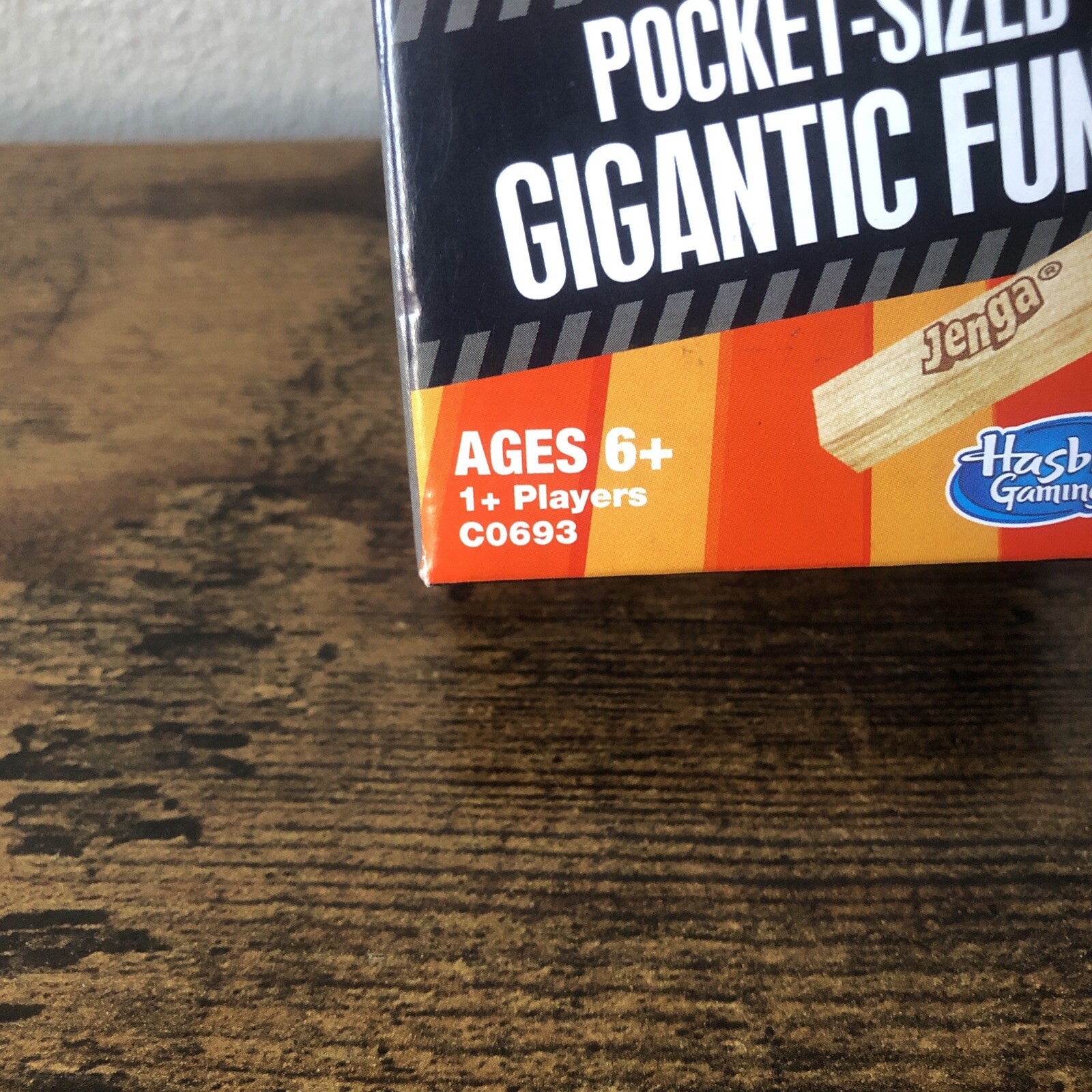 NEW! Hasbro Gaming Jenga Mini Game, Ages 6 And Up, For 1 Or More Players