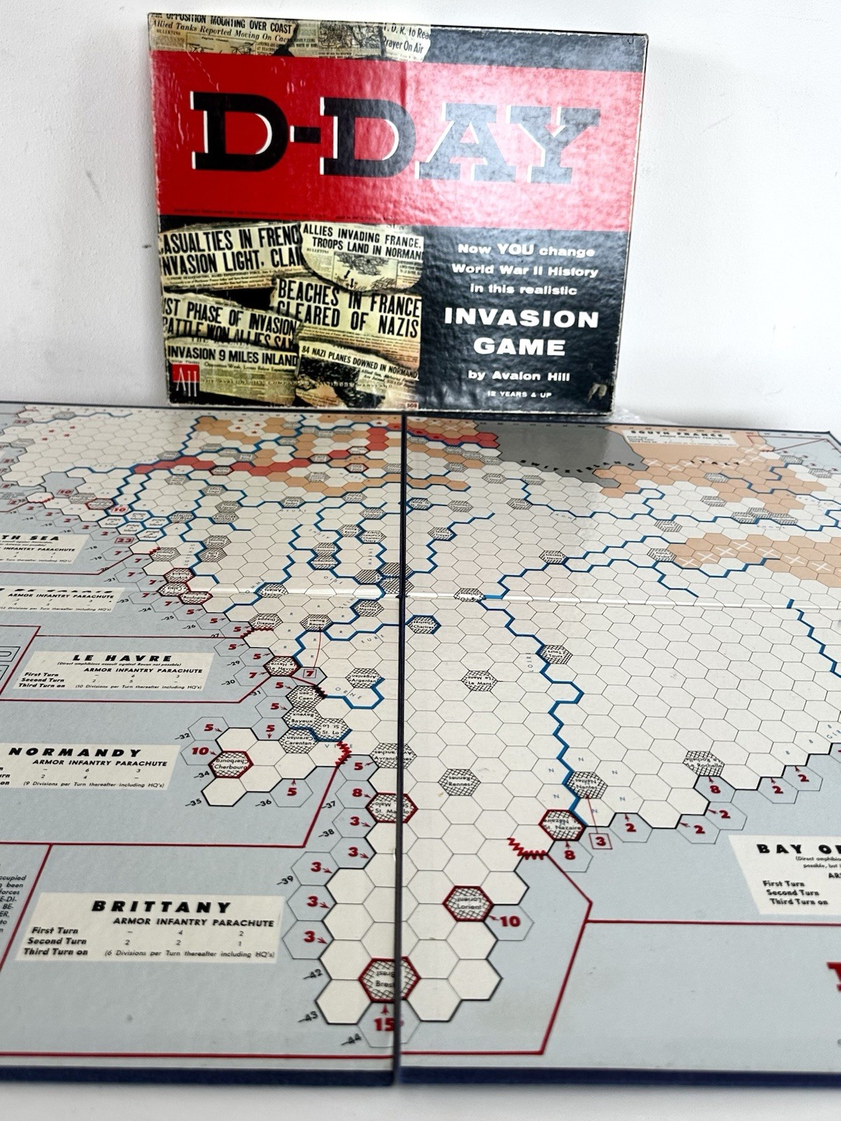 AVALON HILL D-DAY WW2 INVASION Board Game World War II Strategy 508 Vintage 1965