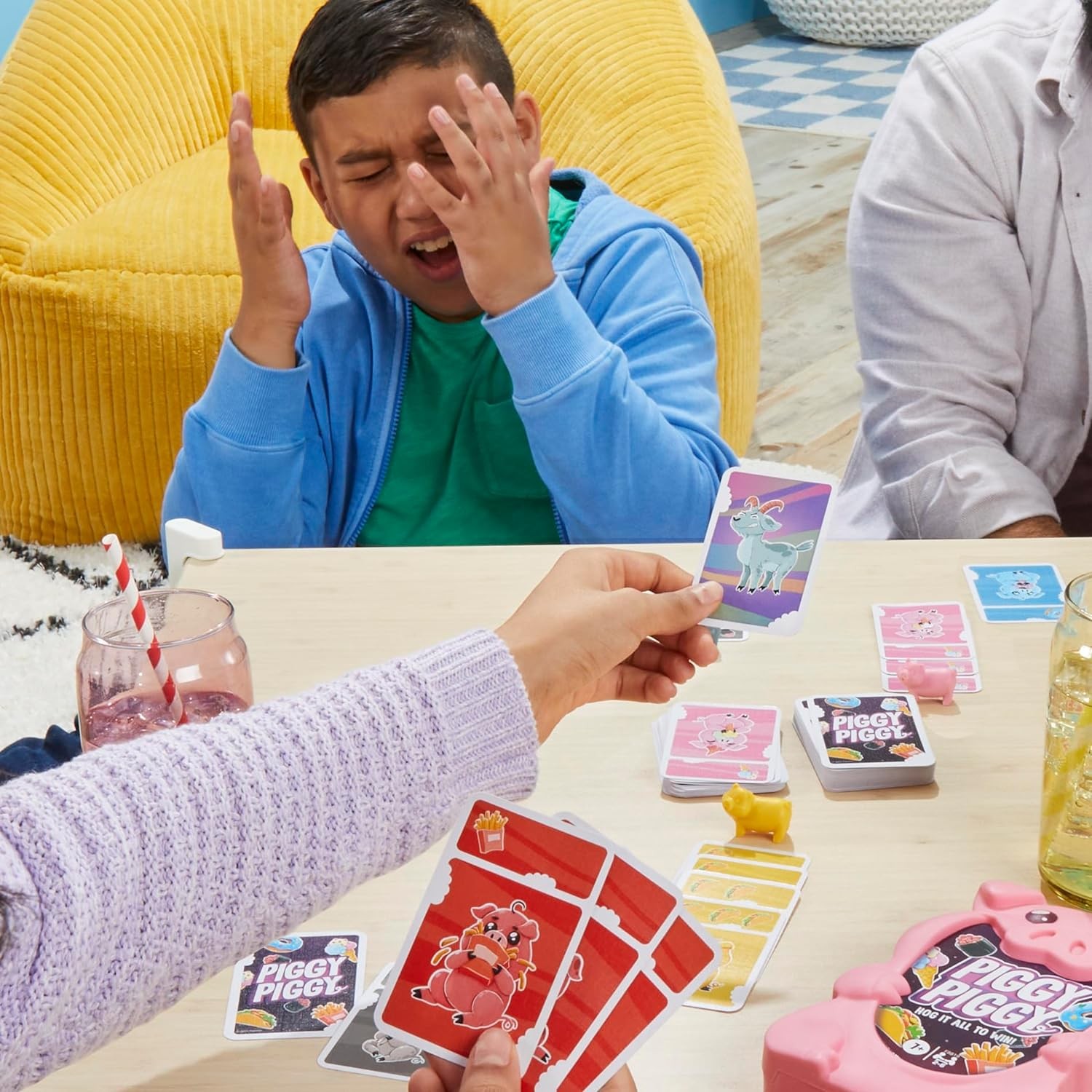 Piggy Piggy Card Game – Fast Family Party Game for Kids & Adults, Ages 7+
