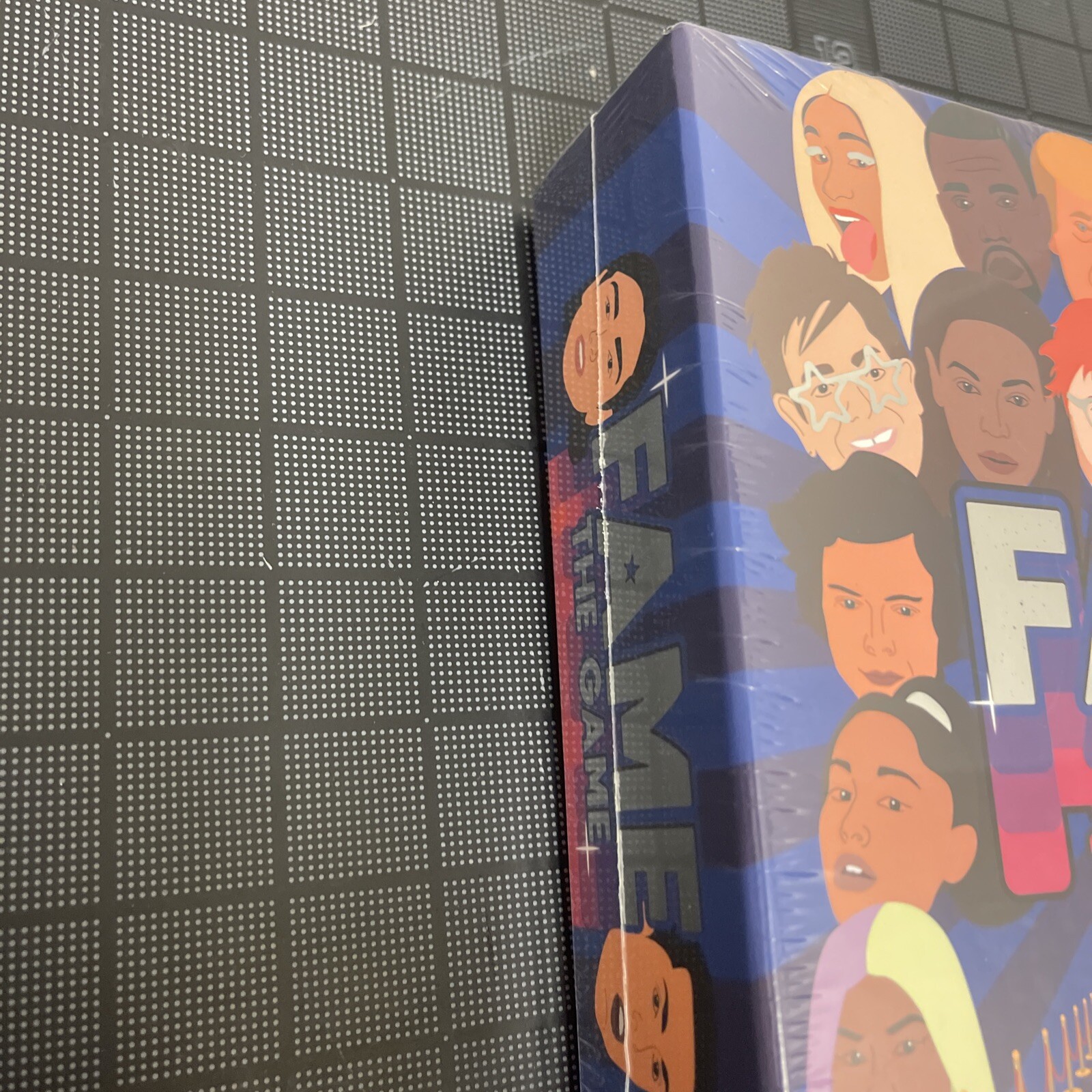 Fame The Game Family game 2-6 Players party BRAND NEW SEALED GAME