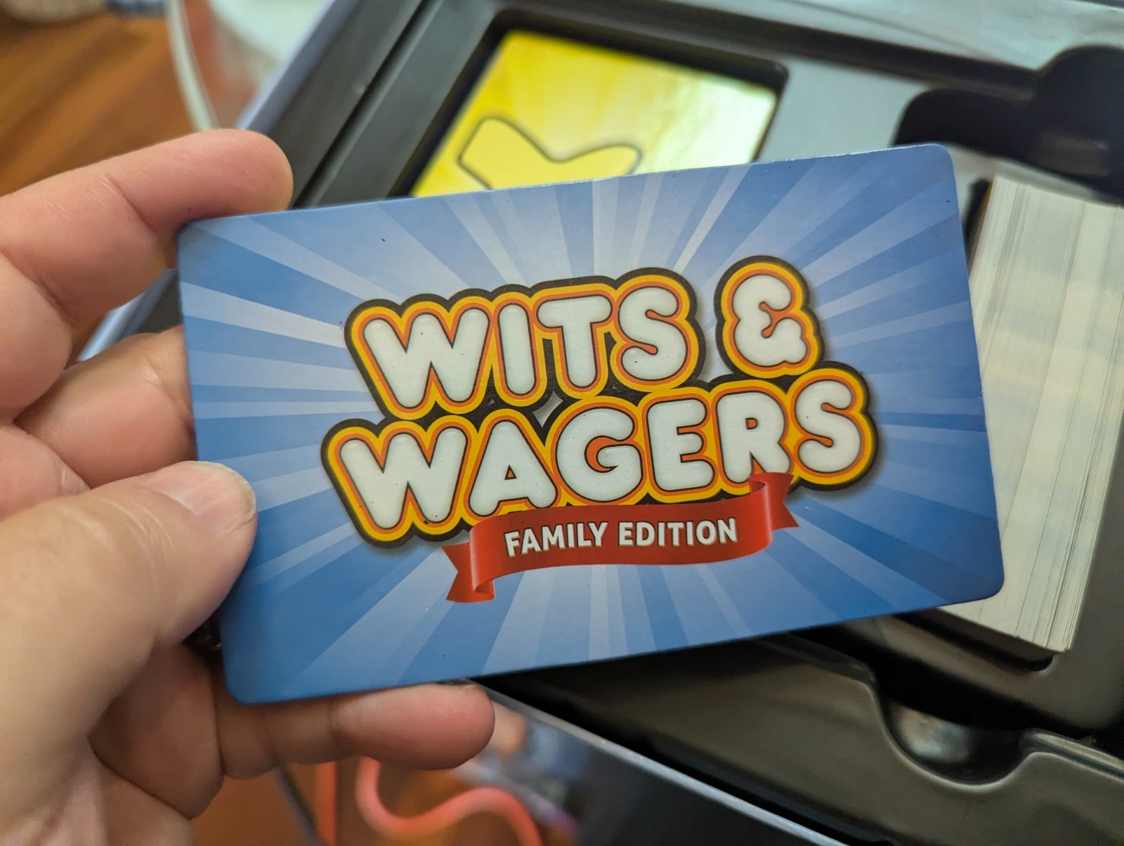 WITS & WAGERS Family Edition Board Game 100% COMPLETE 2013 MULTI AWARD WINNER