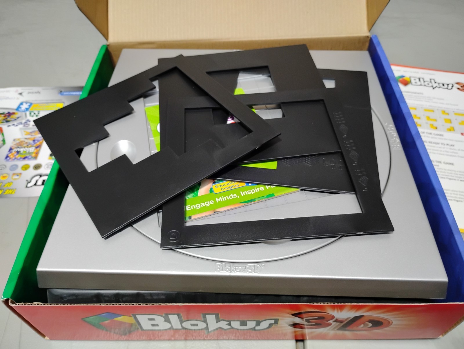BLOKUS 3-D Strategic Block Building Game 2 to 4 Players Tetris Style – Complete