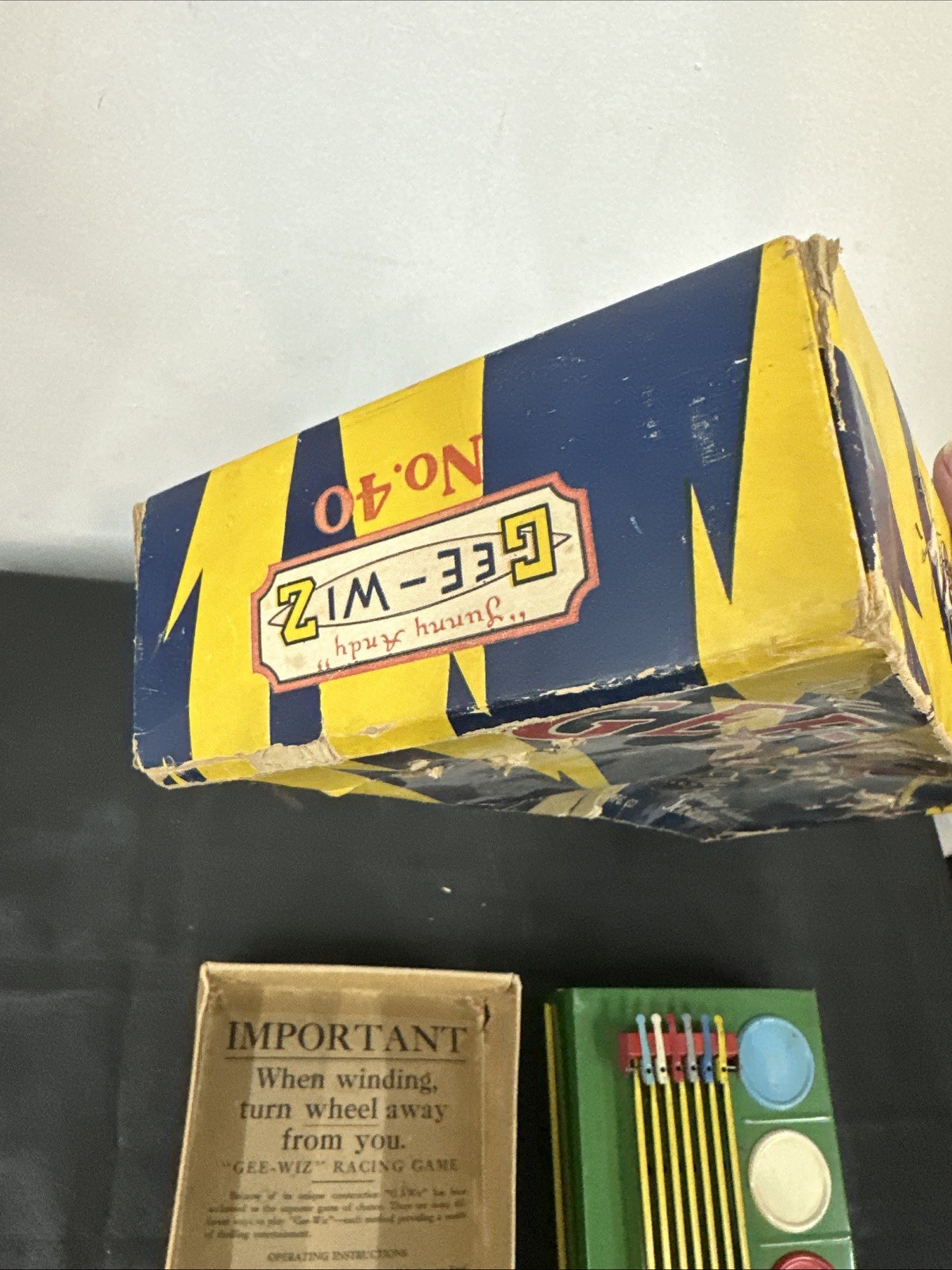 Vintage Gee-Wiz No.40 Racing Game Tin Litho Simulator Wolverine Horse Race Box