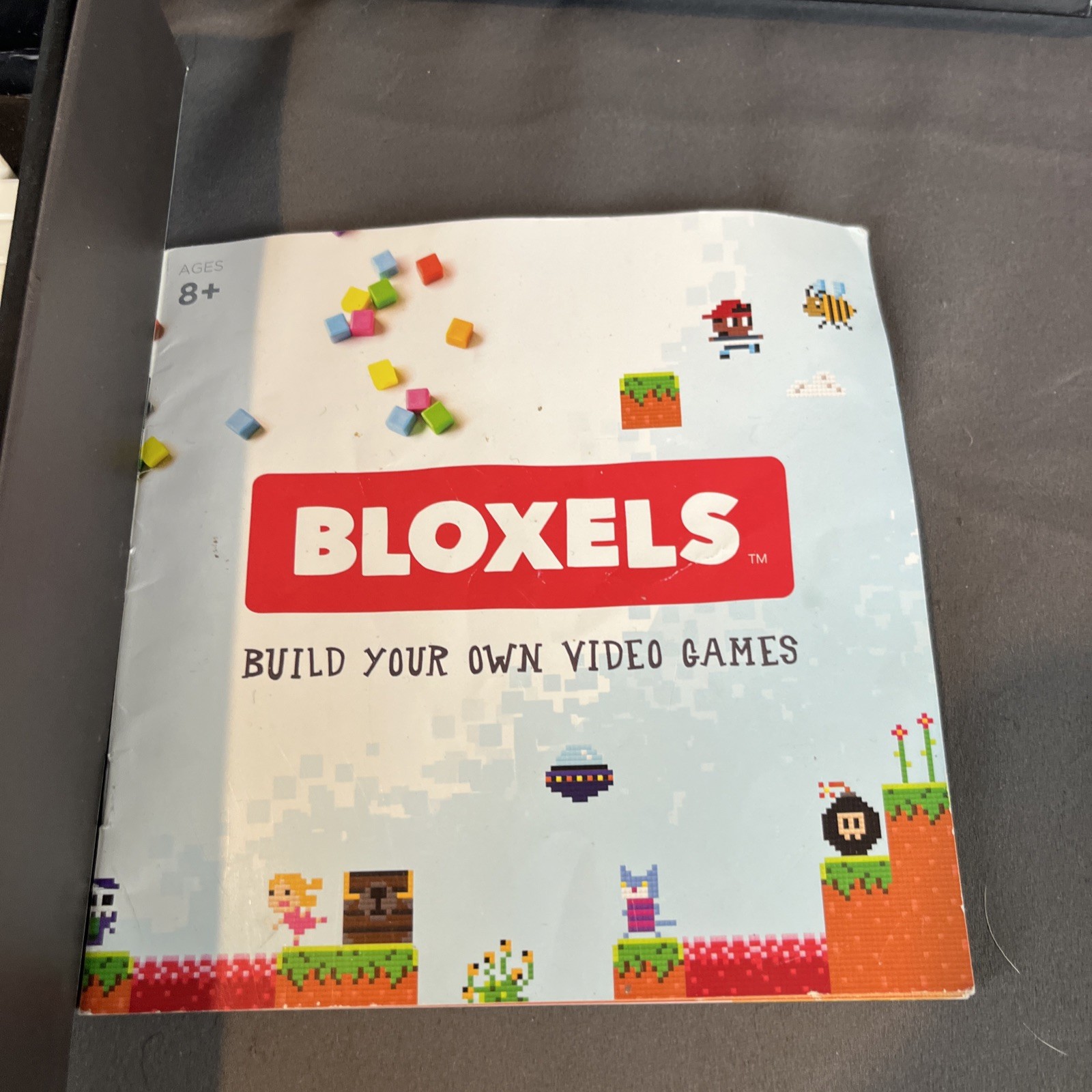BLOXELS: Build Your Own Video Games Board Game Mattel 2016 Pixel Press