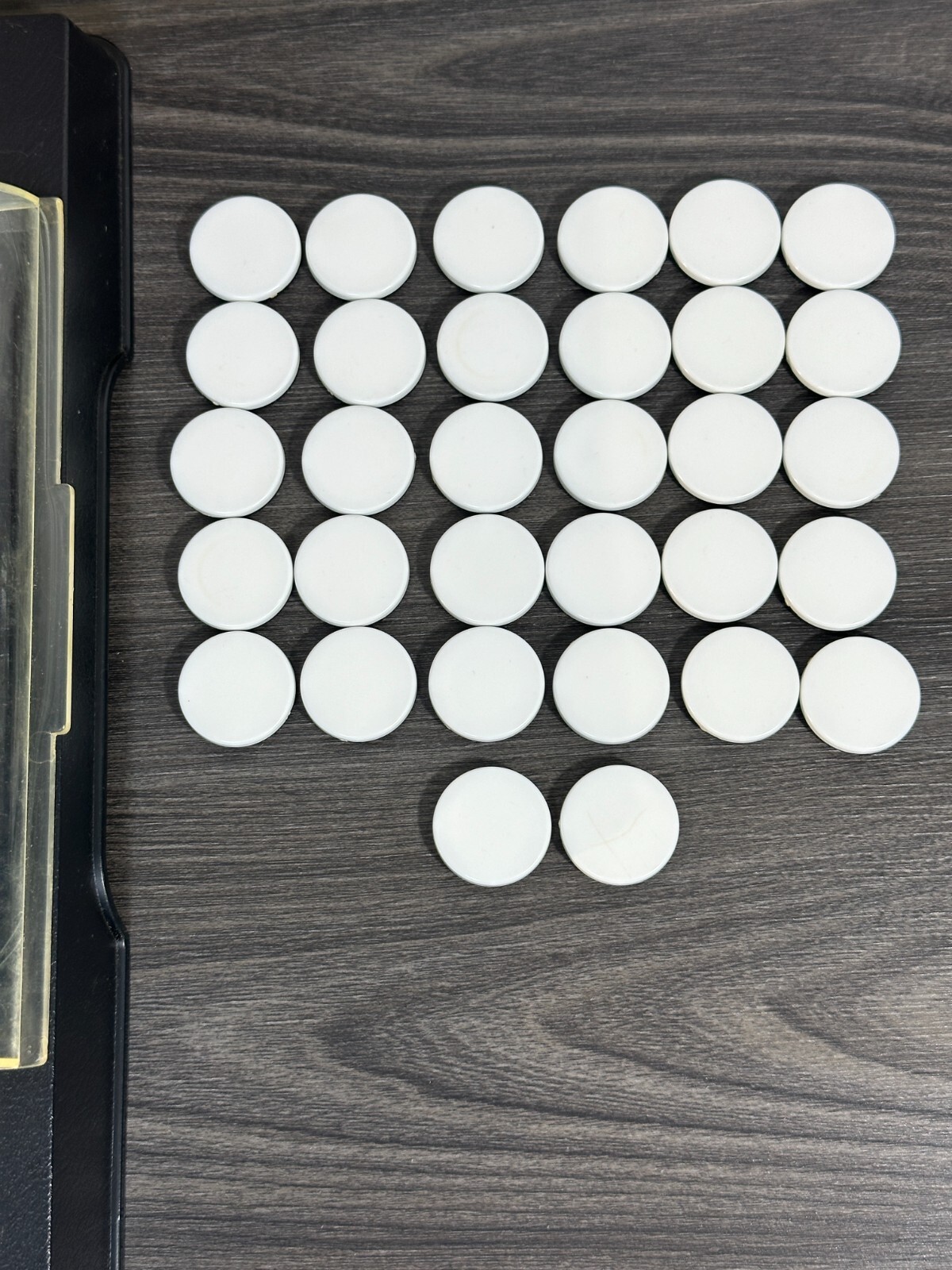 1975 Othello Game 76390-110 includes all pieces, missing instructions