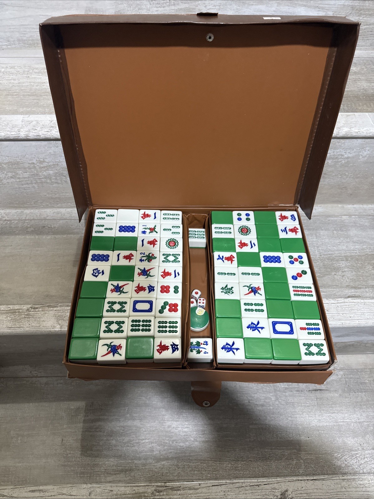 Vintage Mahjong Set 146 Melamine Tiles with Case Dice and Chips Traditional Game