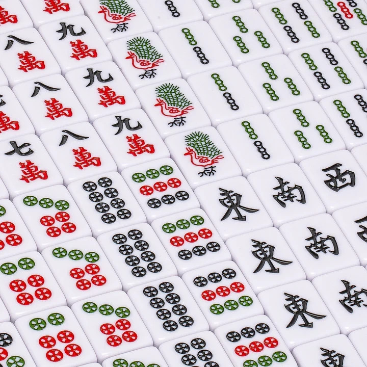 Chinese Mahjong Set, “Bleau Royal” with 146 Medium Tiles, Blue Vinyl Case