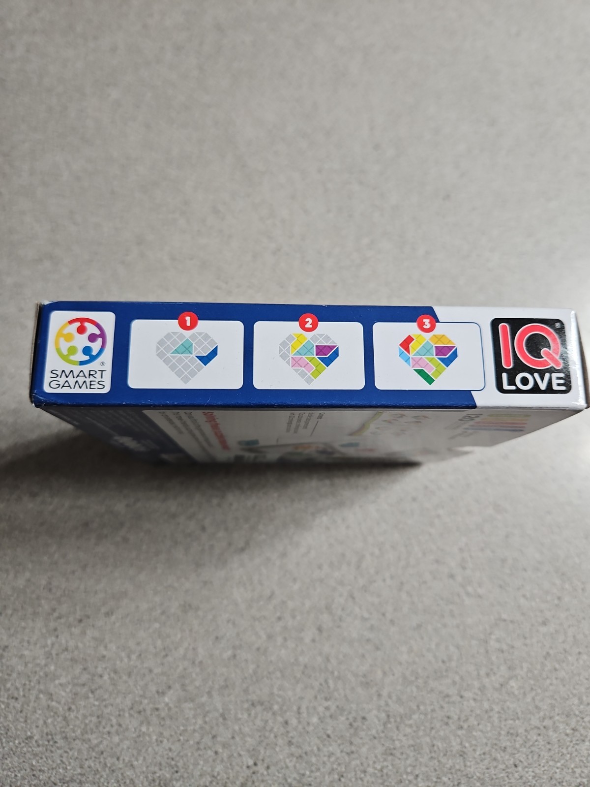 SmartGames IQ Love Travel Puzzle 1 Player Logic Game 120 Challenges For Ages 7+