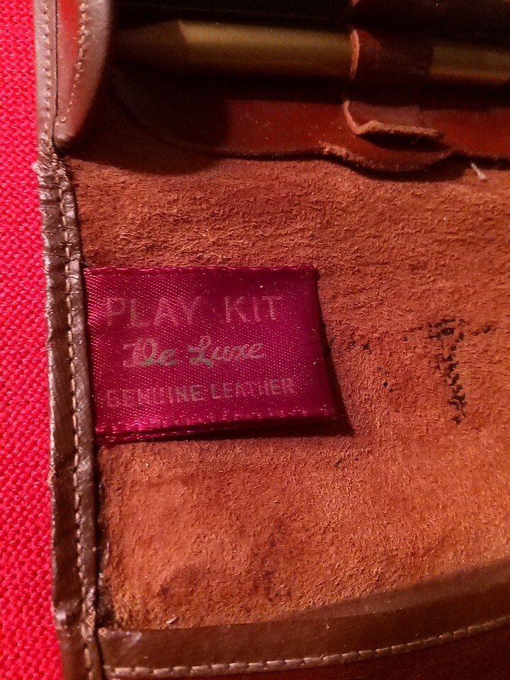 Vintage Deluxe Play Kit Leather Dice, Cards Chips Score Cards