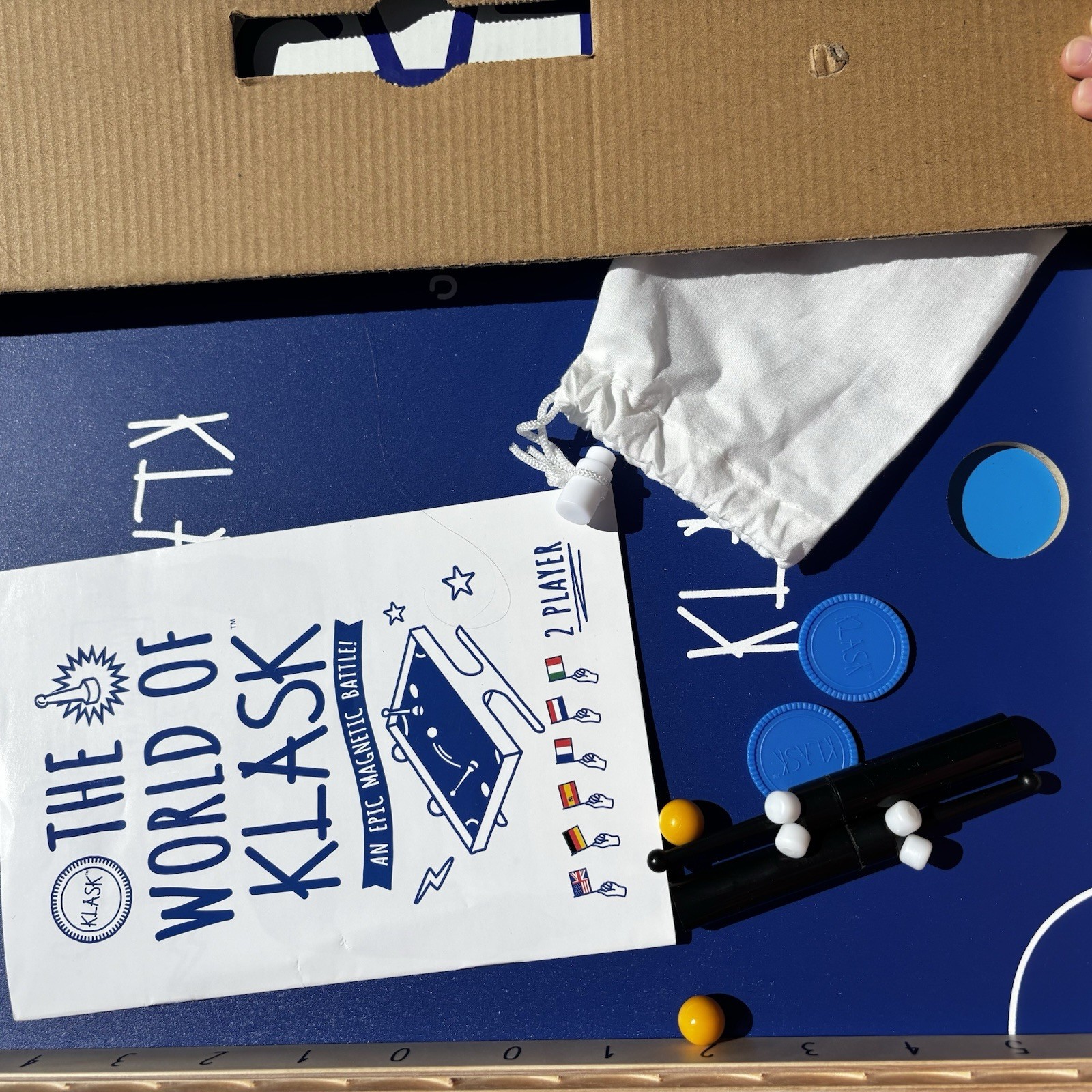Klask Tabletop Board Game Complete Magnetic Foosball Hockey Battle Party Denmark