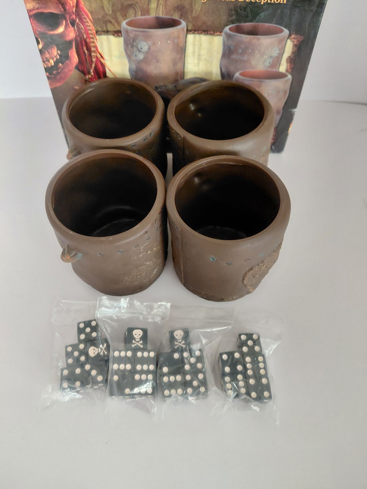 Dead Man’s Chest PIRATES DICE Game 100% COMPLETE Disney Pirates Of The Caribbean