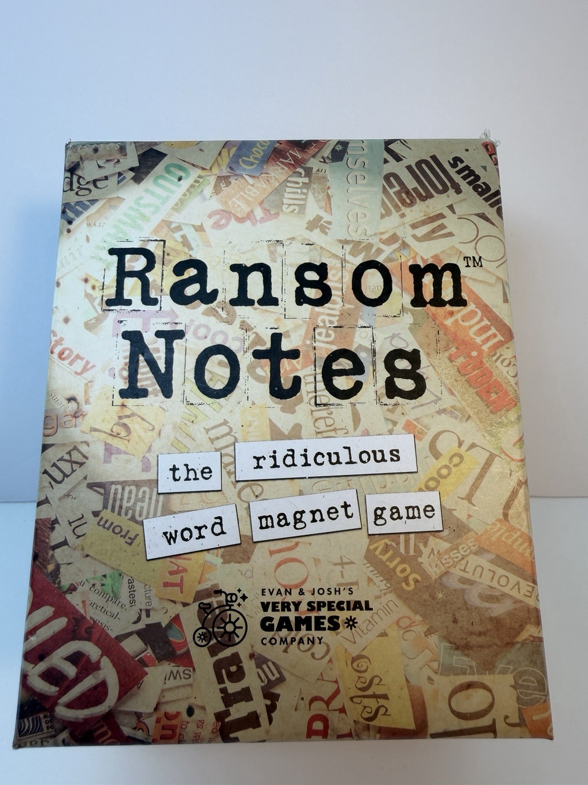 Ransom Notes – UNOPENED Sealed Ridiculous Word Magnet Game Charty Party 2023