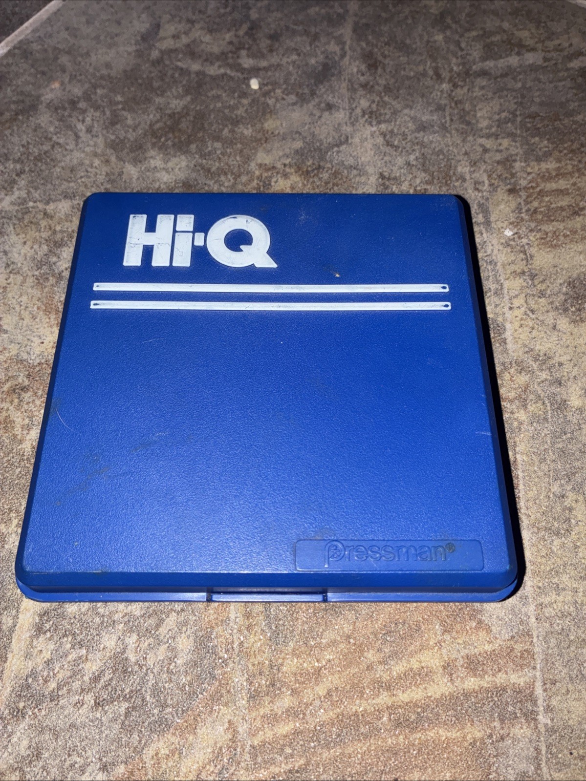 Vintage Hi-Q Solitaire Peg Game with Travel Case Complete 1998