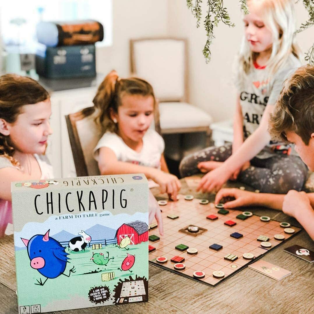 Buffalo Games – Chickapig – Ages 8+
