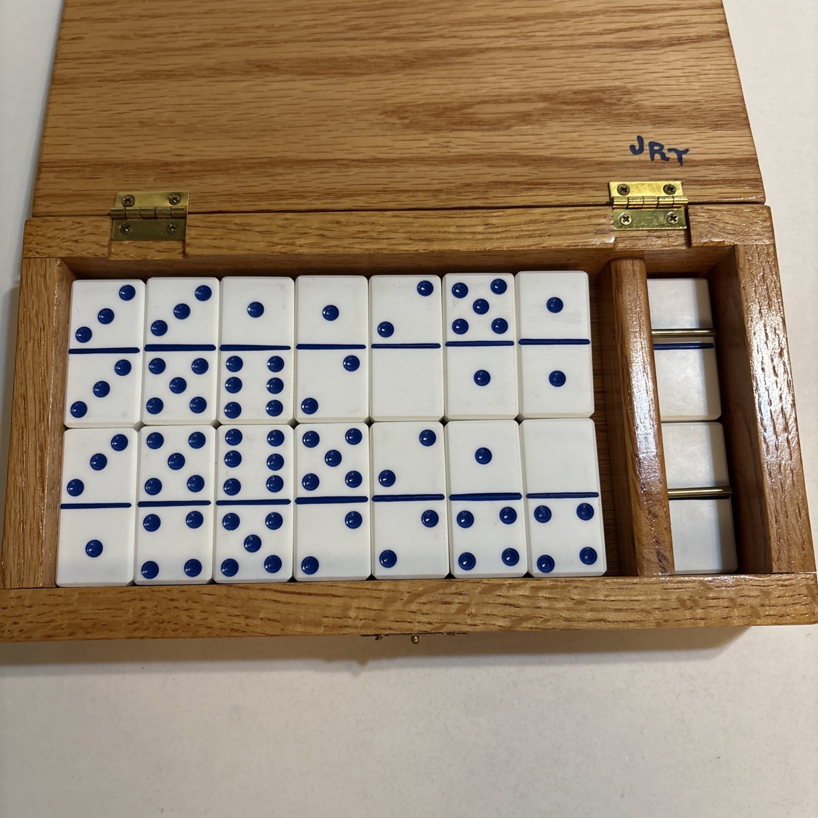 Dominoes RARE Thick White Beveled w/ Blue Dots In Heavy Wood Box 2 Spare Blanks