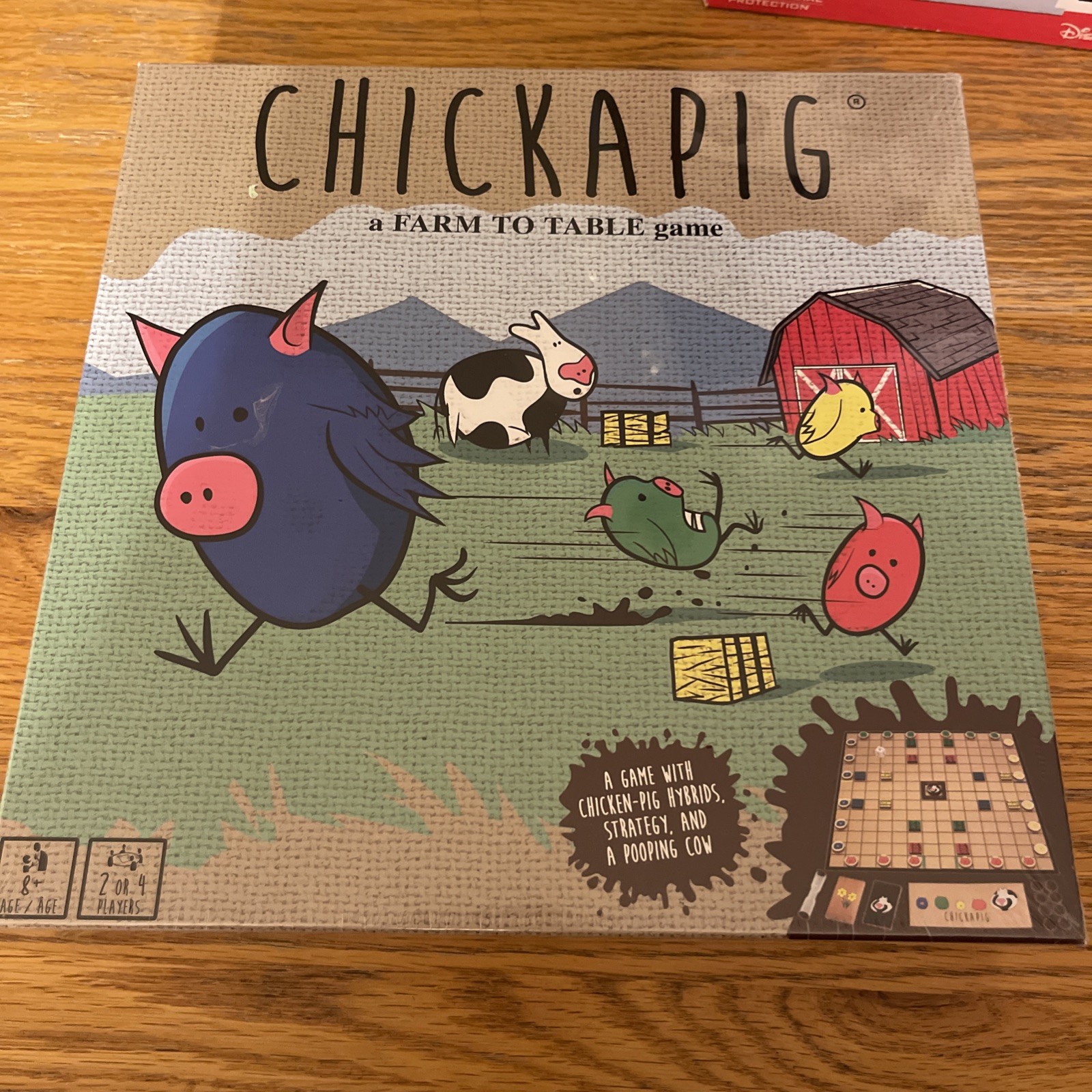 New – CHICKAPIG Family STRATEGY BOARD GAME – Buffalo Games CHICKEN-PIG HYBRIDS