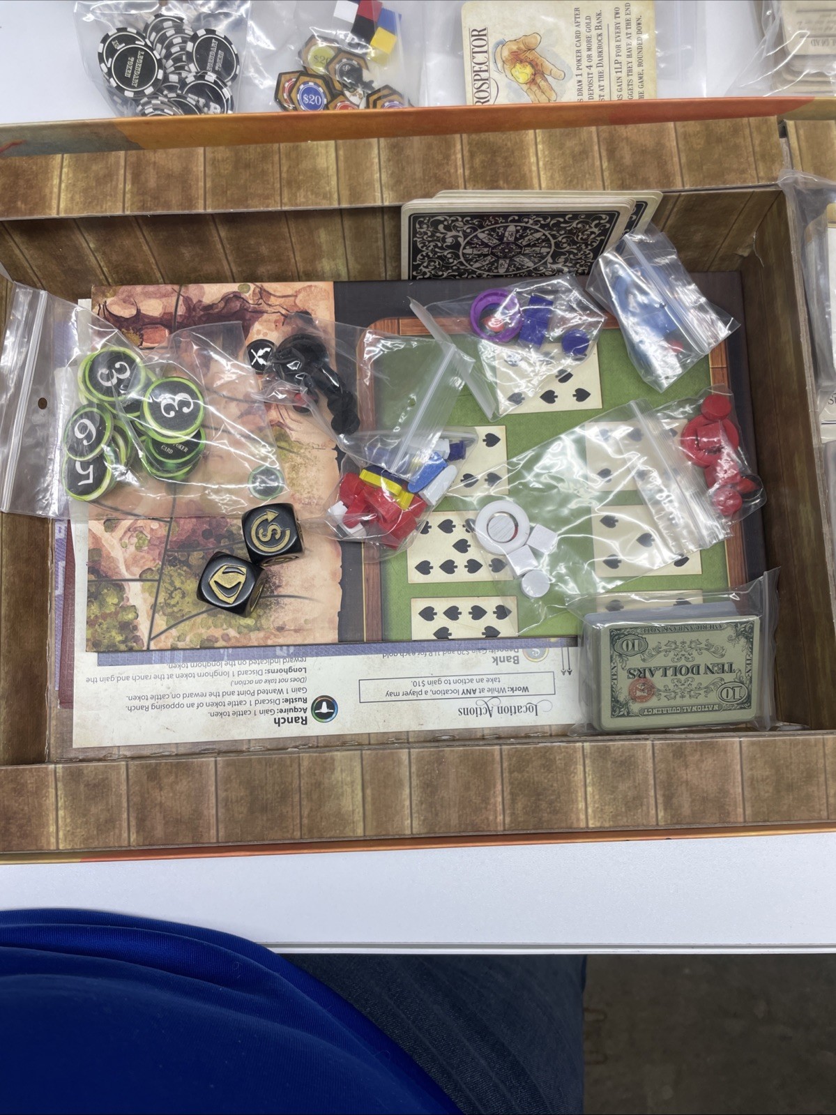 Western Legends + Blood Money +3 Expansions Kickstarter Plastic Chips Board game