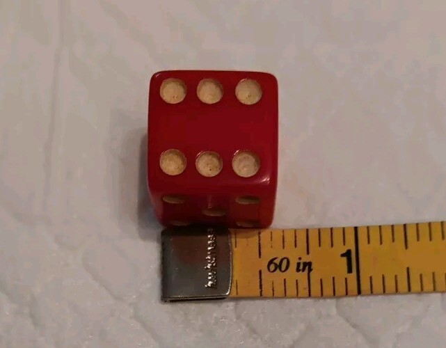 (5) Vintage Marbled Cherry Red Bakelite 1/2″ Rounded Corner Game Dice