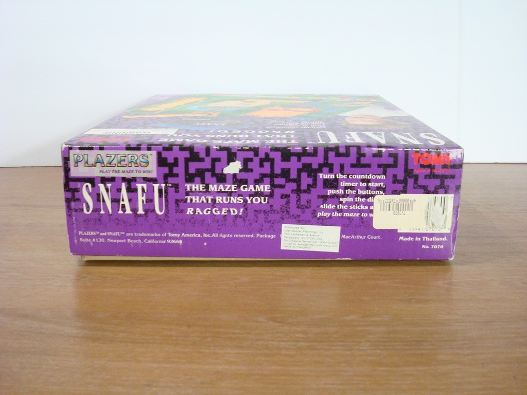 VTG 1991 Snafu Tomy Screwball Scramble Run Yourself Ragged Marble Maze 2 Marbles