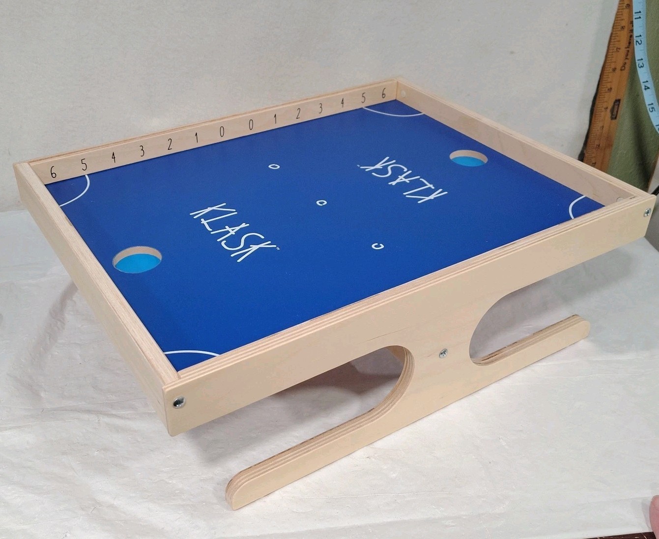 Klask Epic Magnetic Battle Board Game Age 8+ Strategy 2 Players Complete w Box