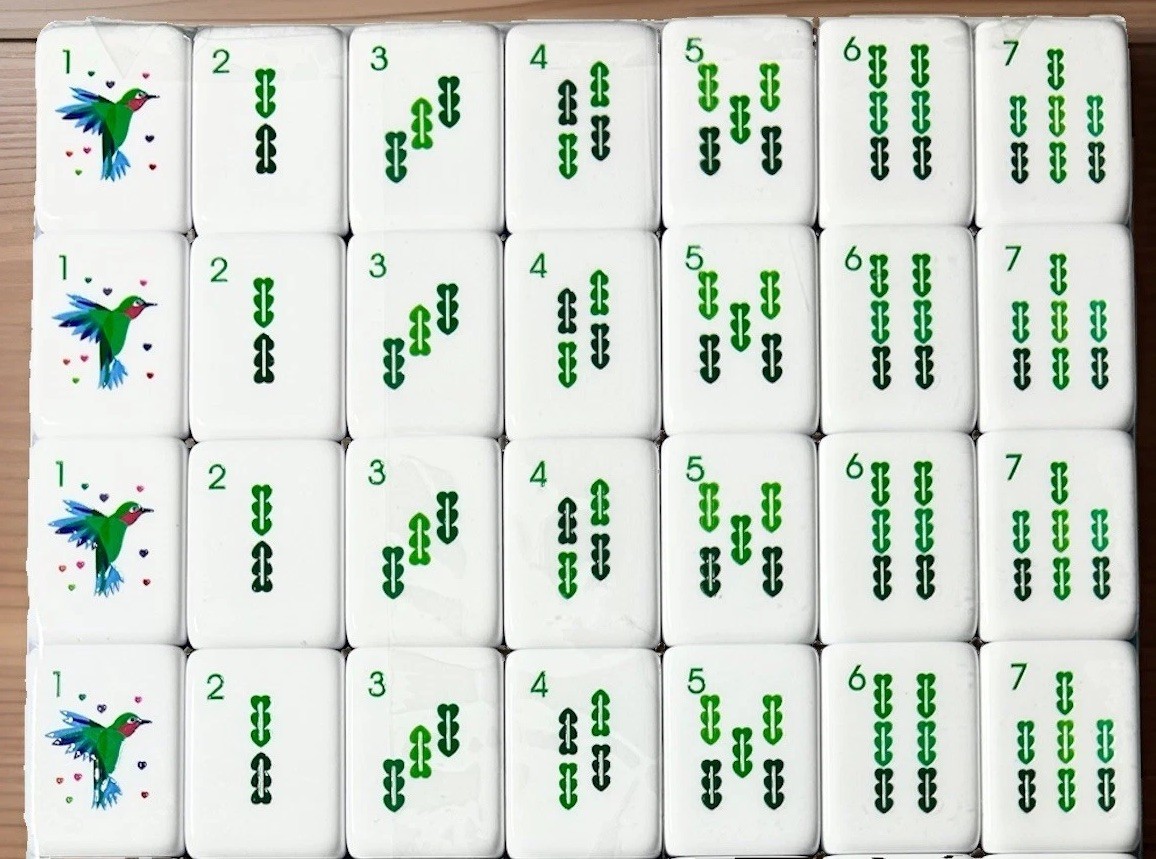 Complete American Mahjong Set Engraved Acrylic Heart Motifs 166 4-Layer Tiles
