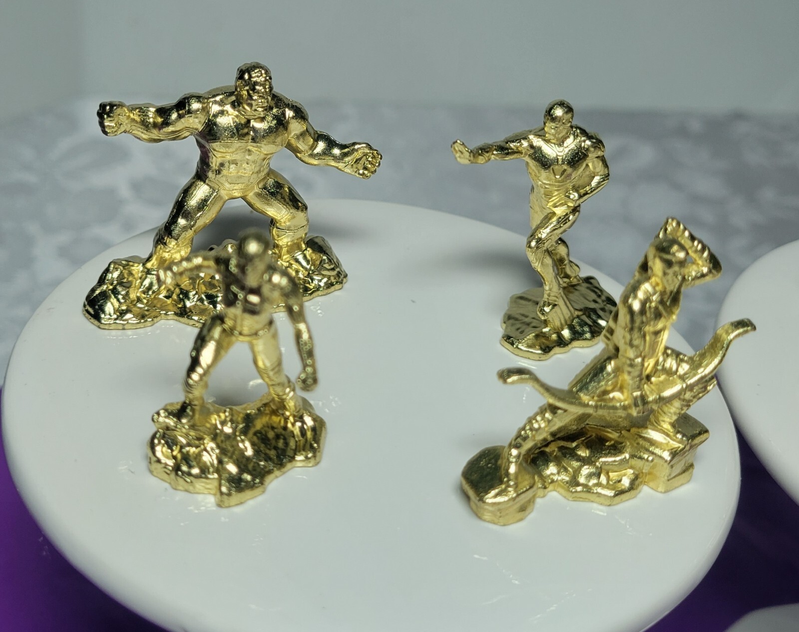 Monopoly MARVEL Avengers Special Edition Collection Golden Tokens