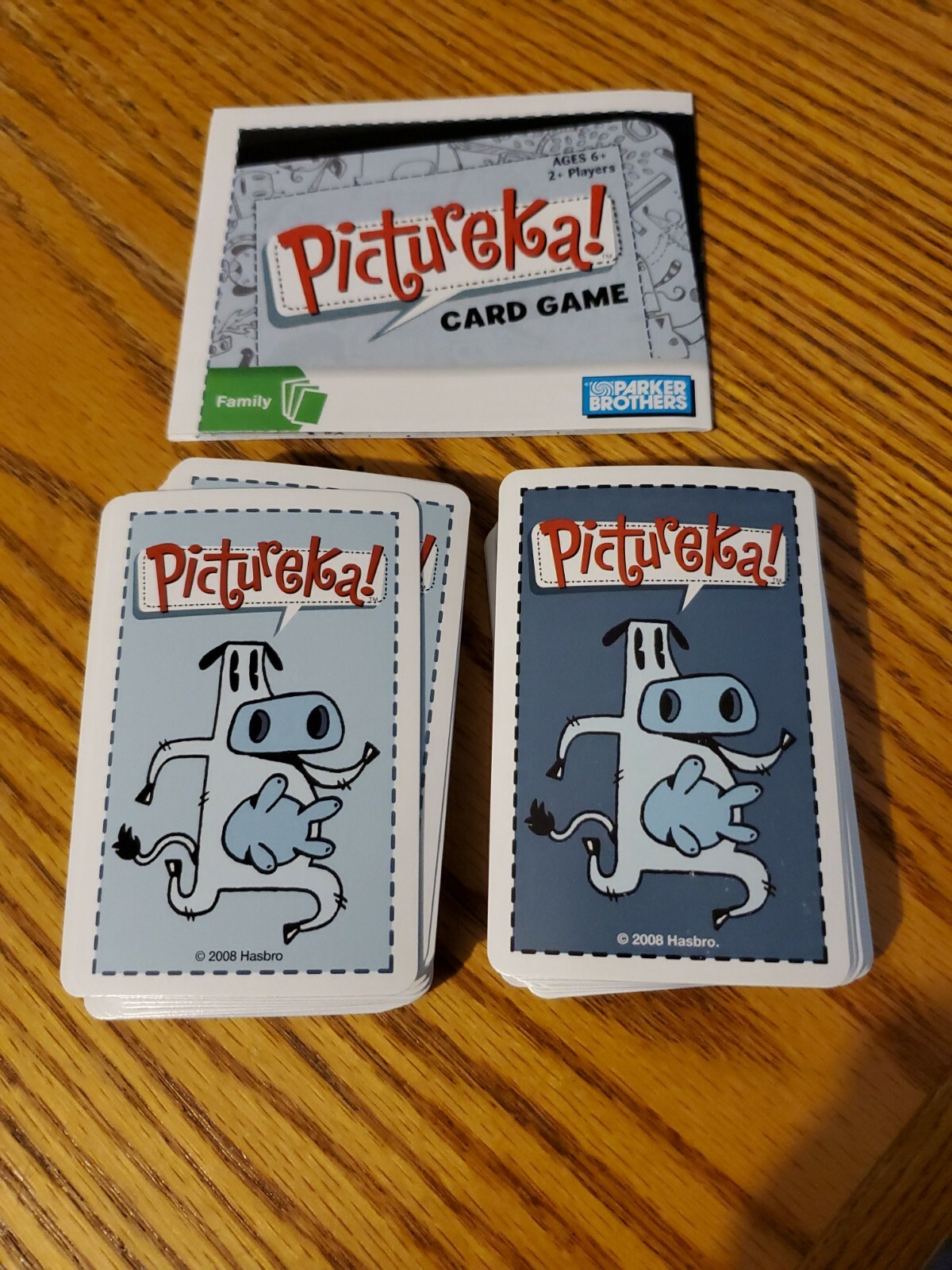 Pictureka Pictureka! Card Family Game Parker Brothers Ages 6+, 2 or more players