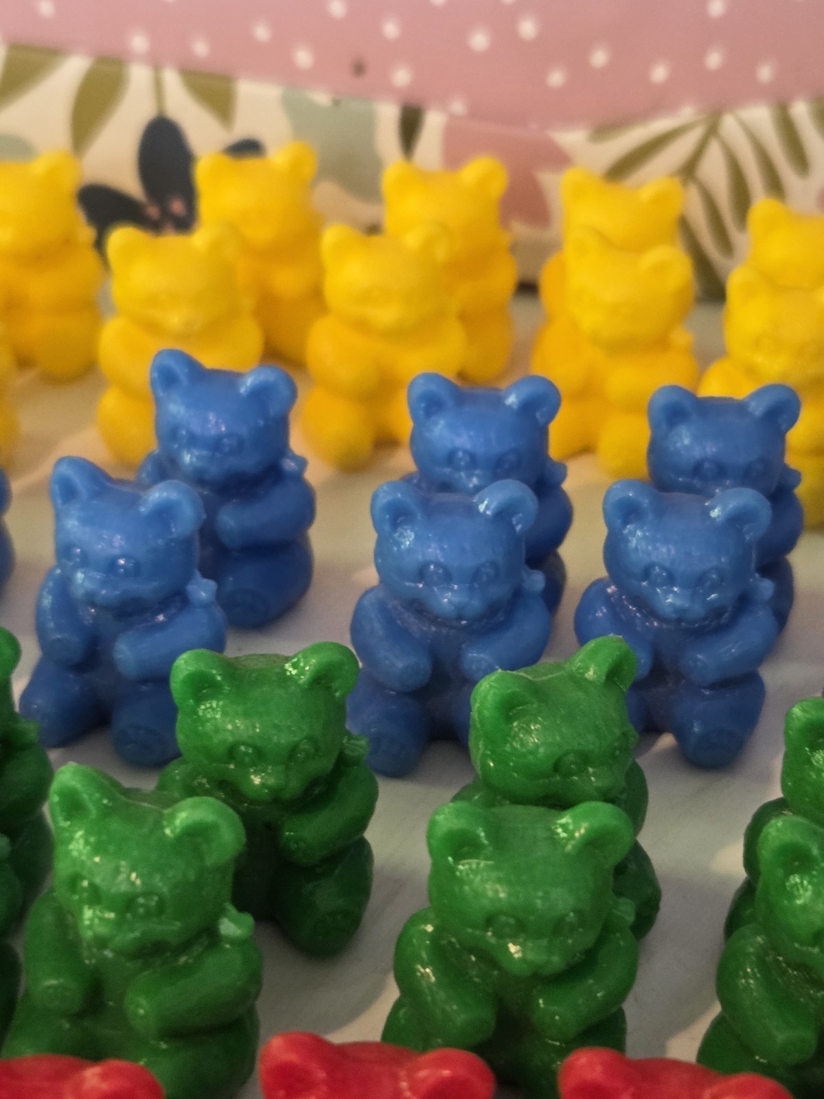 Mb teddy bear bingo color perception game Replacement pieces bears lot Of 79. 1″