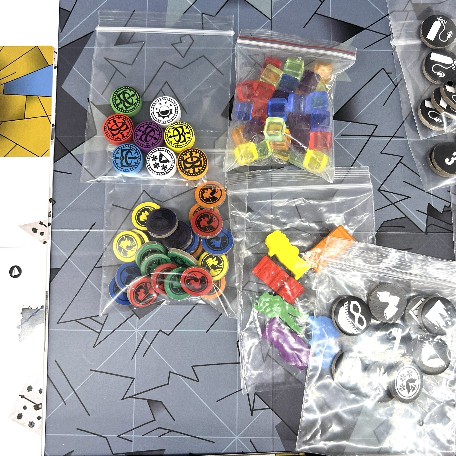 Summit Board Game Inside Up Games Mountaineering Game Excellent Condition 100%