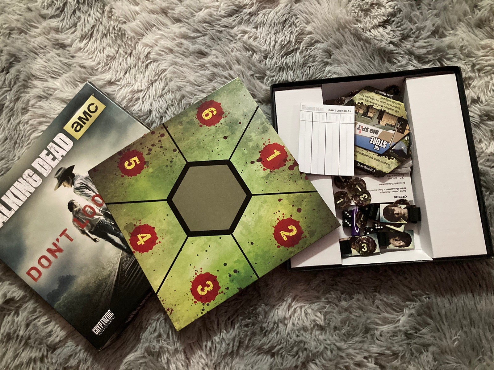 The Walking Dead Don’t Look Back Borad Game Dice Game