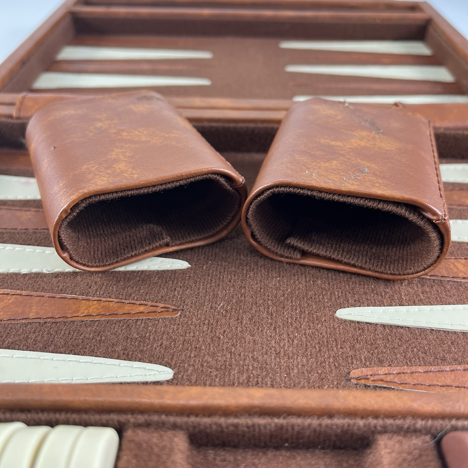 Backgammon Travel Case Game Complete Brown & White Faux Leather Vintage